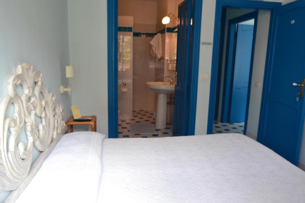 Hotel La Lampara Golfo Aranci Cameră foto