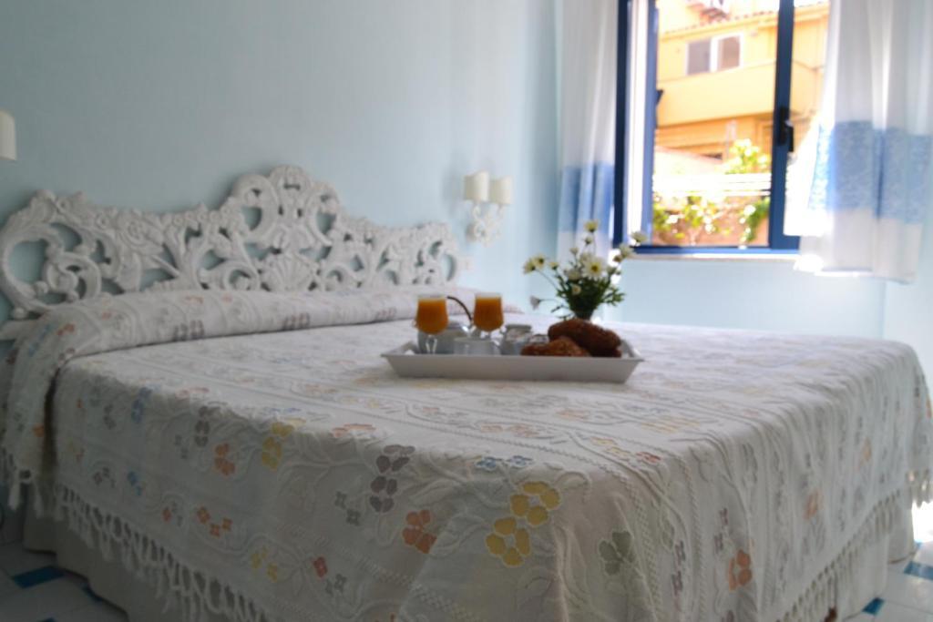 Hotel La Lampara Golfo Aranci Cameră foto